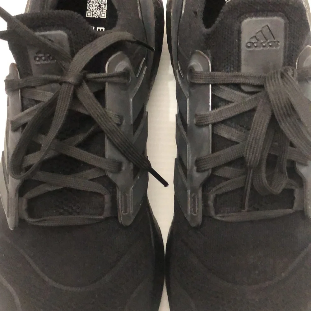 ADIDAS UTRABOOST RUNNING SNEAKERS MENS SIZE 10.5